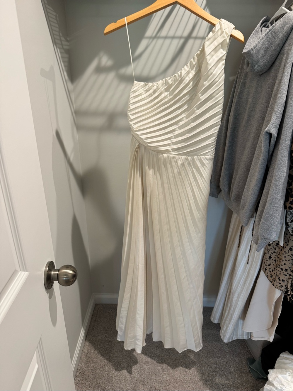 Abercrombie & Fitch Bridal Dress